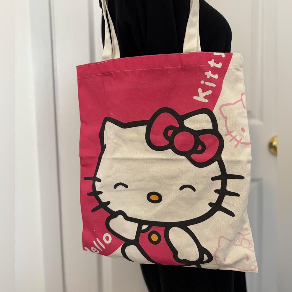 NWOT Hello Kitty Pink and Cream Tote Bag